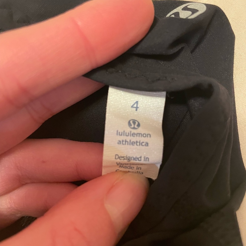 Lululemon top - Picture 6 of 11